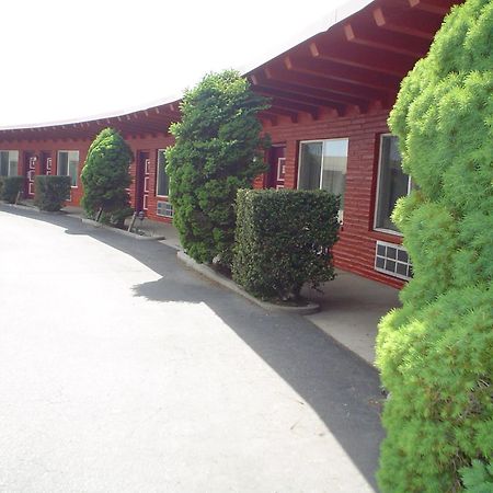 Avenue Motel וונאטצ'י מראה חיצוני תמונה