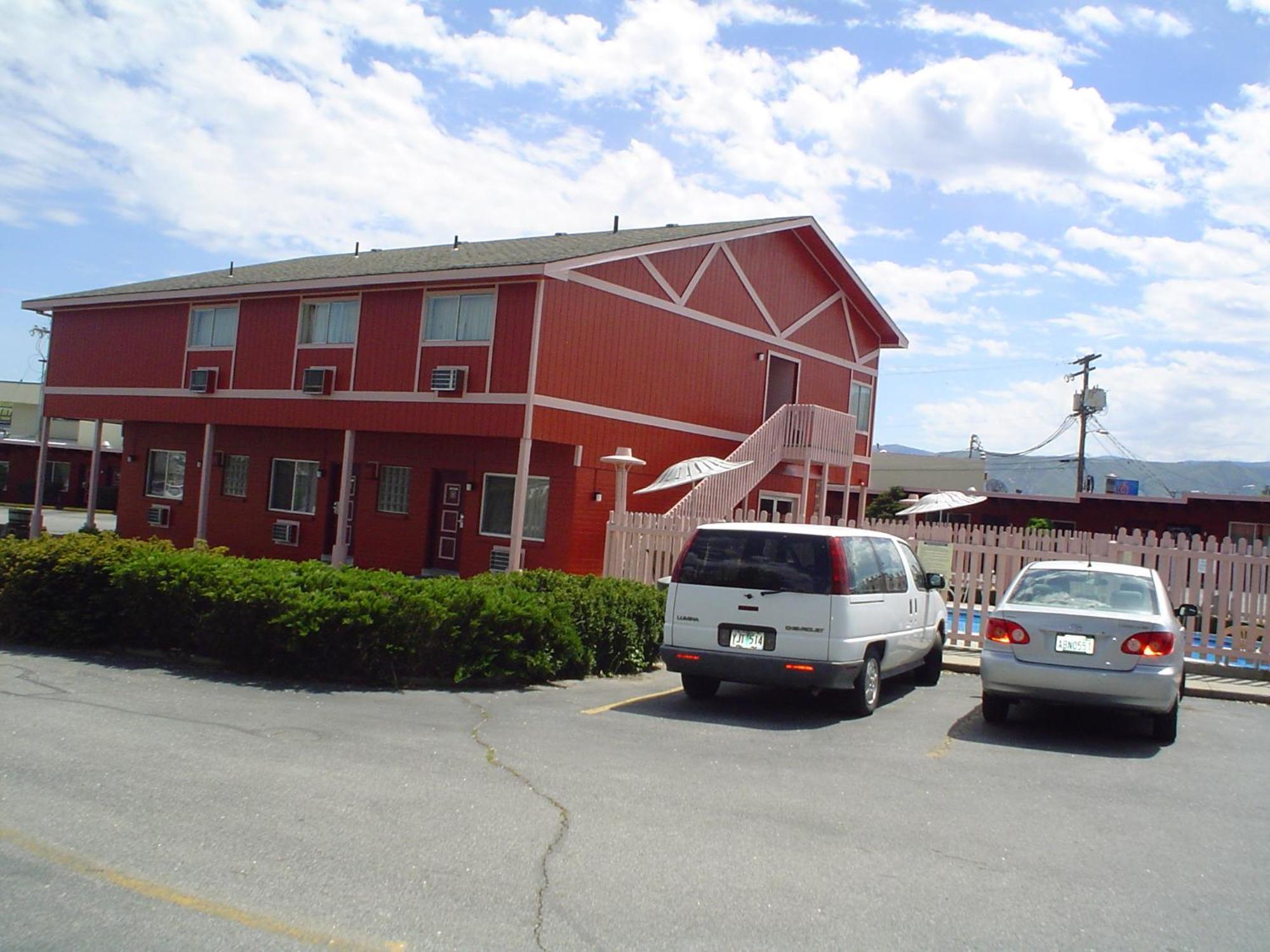 Avenue Motel וונאטצ'י מראה חיצוני תמונה